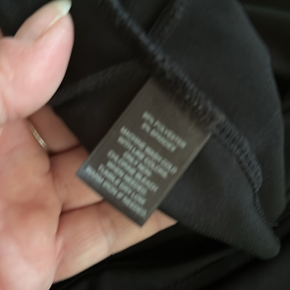 White House black market medium halter ruffle shirt 882 - Picture 5 of 5